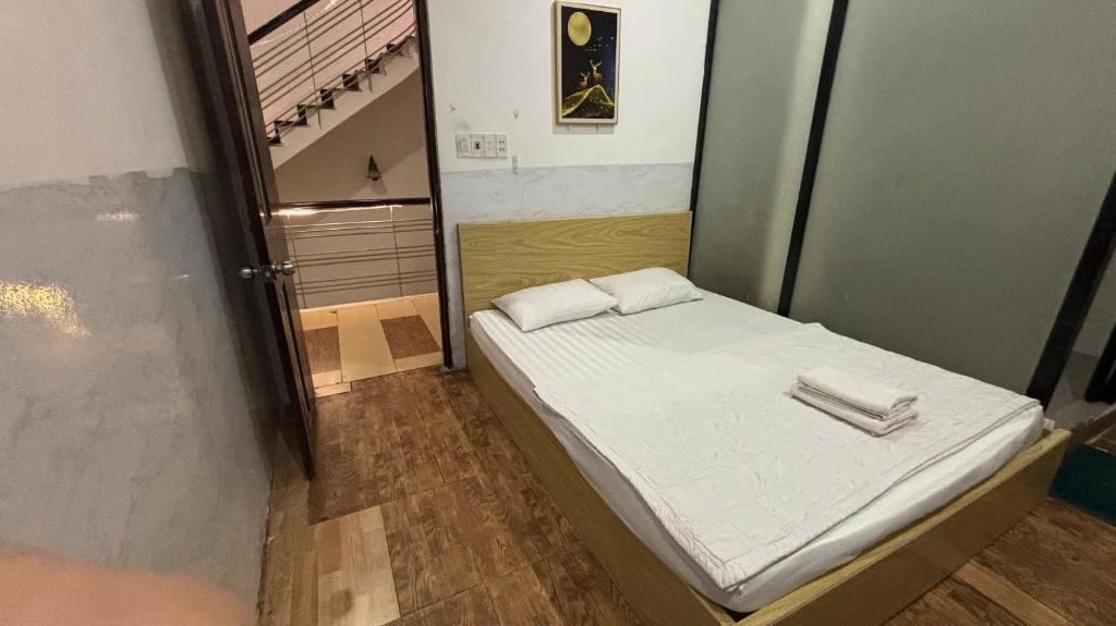 95 Lam Son Hotel - Near Tan Son Nhat Airport – Ho Chi Minh City